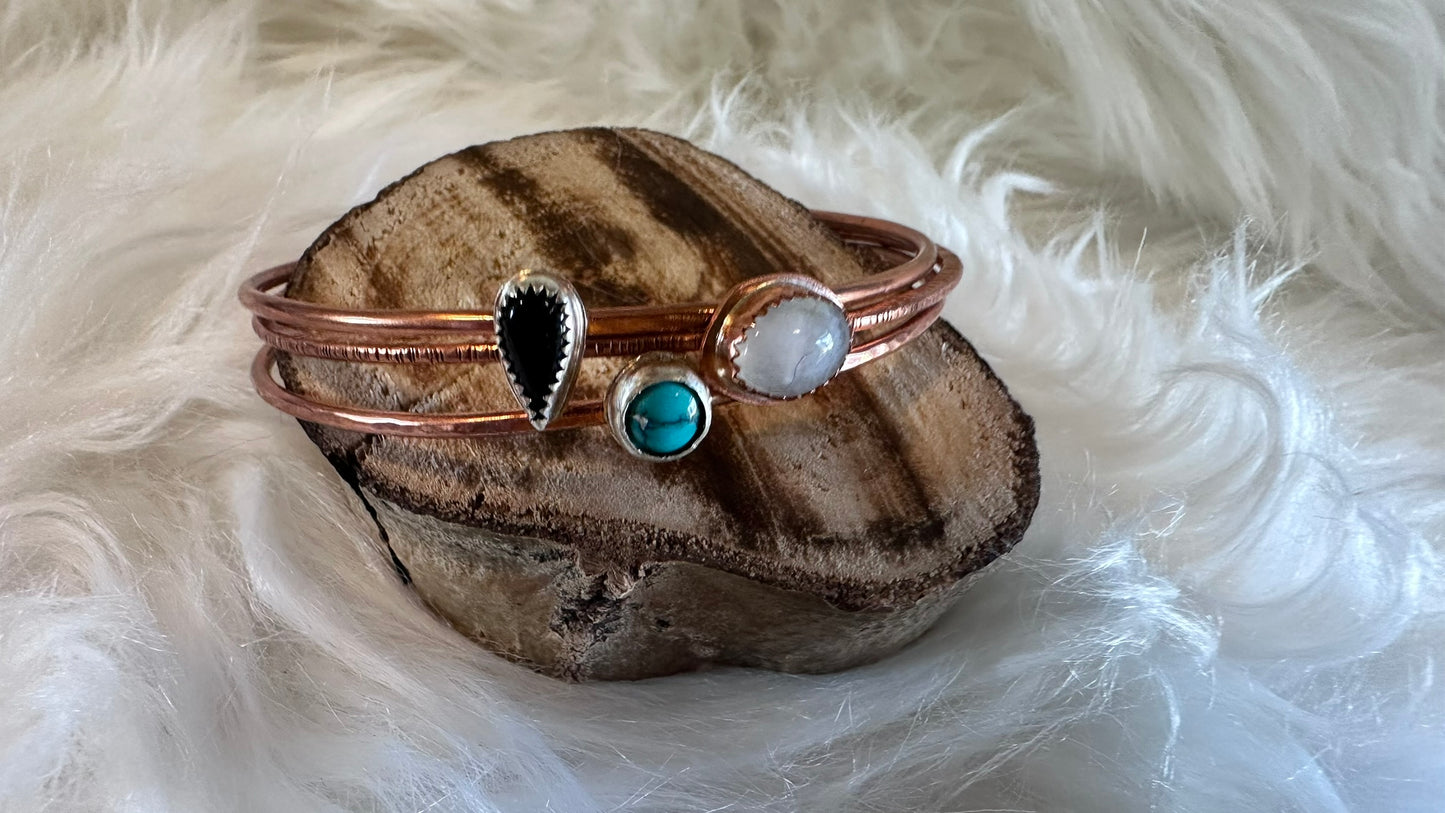 Tri color precious stone copper bangle
