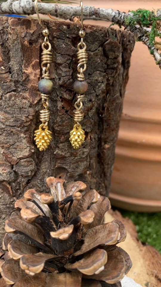 Red Kyanite and Gold Pinecone charm earrings
